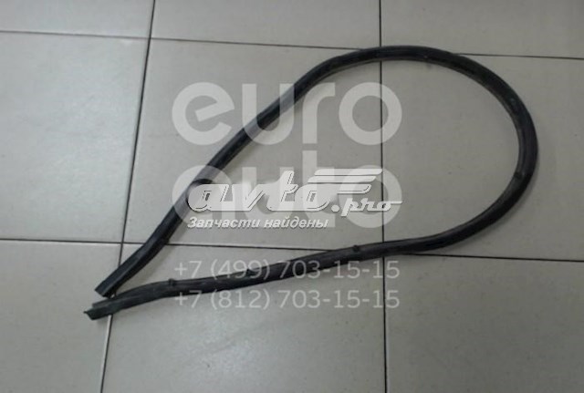 864301C000 Hyundai/Kia уплотнитель капота