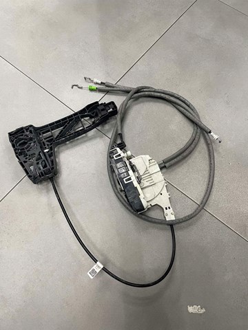 Замок двери задней правой распашной Mercedes 9107407500 цена, от 195.82 USD