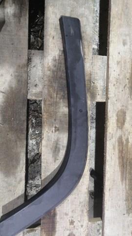 Expansor esquerdo (placa sobreposta) de arco do pára-lama traseiro para Jeep Cherokee 