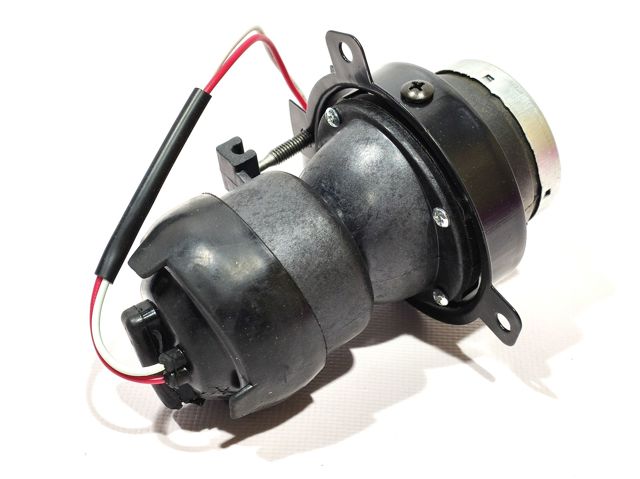 Левая противотуманная фара Chery A133732010