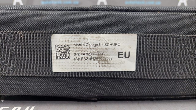 Кабель для зарядки электромобиля Tesla 147906800C цена, от 31.67 USD