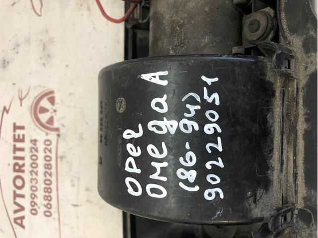 Электромотор печки на Opel Omega A 16, 17, 19