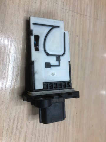 Sensor de fluxo (consumo) de ar, medidor de consumo M.A.F. - (Mass Airflow) 93450753 Opel