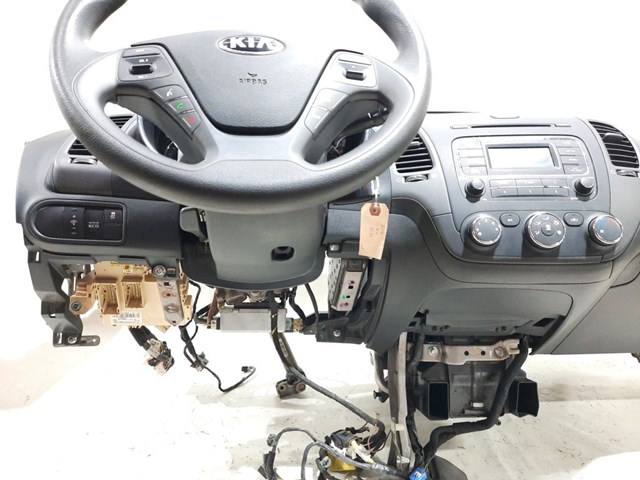 Панель салона передняя "торпедо" Hyundai/Kia 84710A7020WK цена, от 106.19 USD