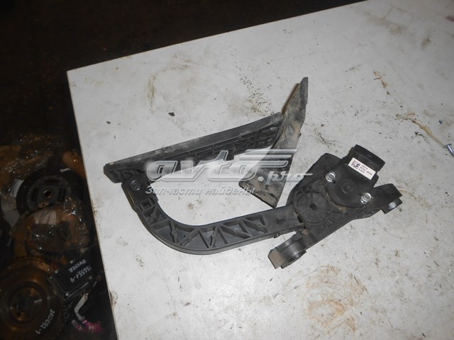  327002W110 Hyundai/Kia