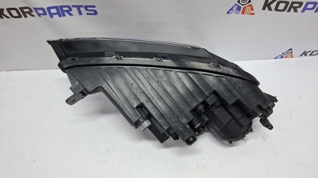 Правая блок фара Hyundai/Kia 92102L1740 цена, от 1132.62 USD