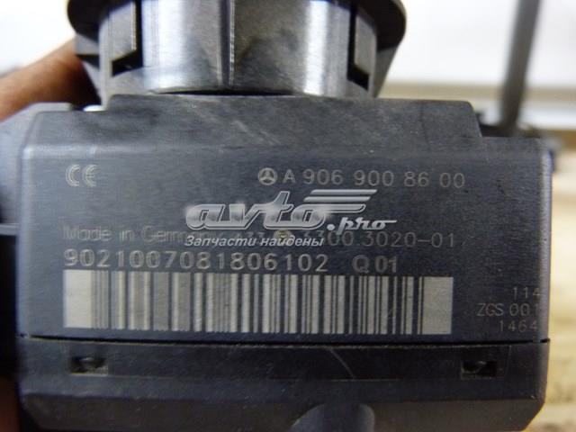  Mercedes A9069008600