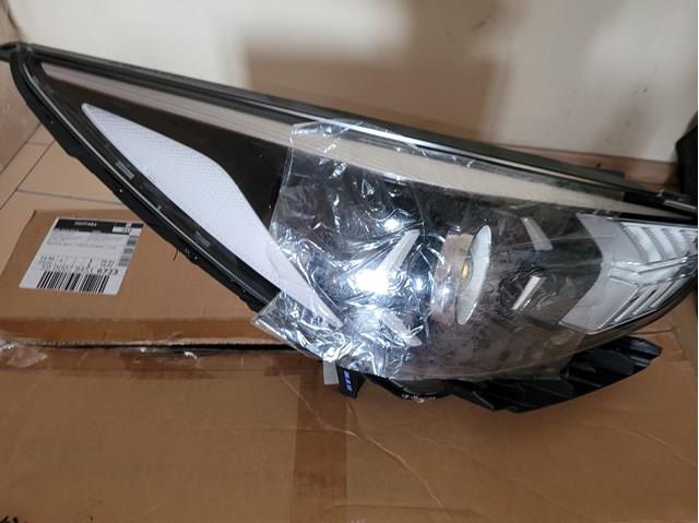 Правая блок фара Hyundai/Kia 92102G5500 цена, от 484.69 USD