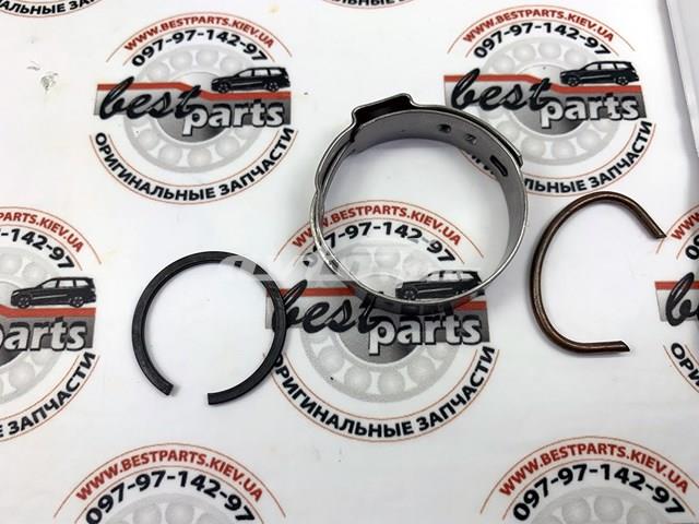 Пыльники шрусов LR048169 Land Rover