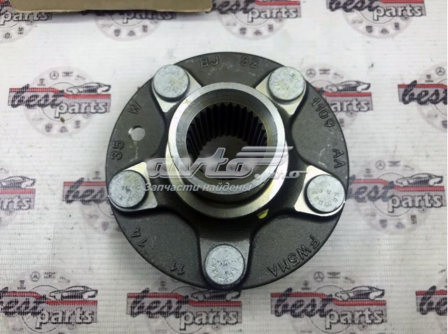 Ступица заднего колеса Land Rover LR024427