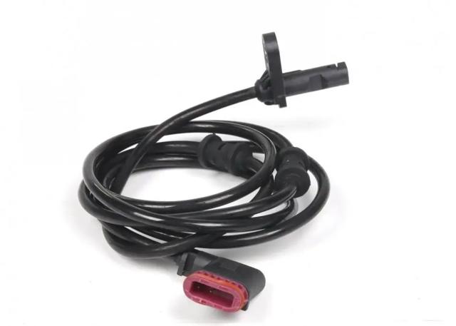Датчик ABS задний Autotechteile 1005502
