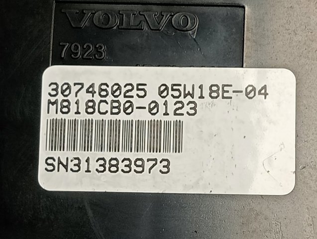 Купить 31383973 Volvo Ветровое стекло