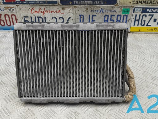 Испаритель кондиционера AE222000S Mahle Original