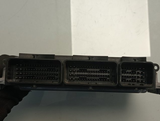 Блок управления двигателем 0281032811 Renault (RVI)