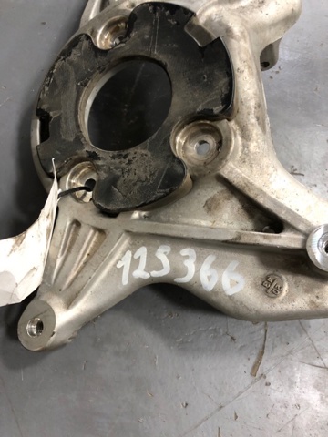 Опорный стакан пружины передней Tesla 104403200C цена, от 11.29 USD