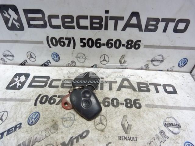 Блок управления двигателем 237100637R Renault (RVI)