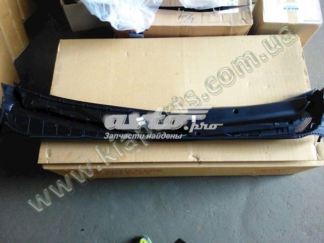 Водосток лобового стекла, жабо 861503S000 Hyundai/Kia