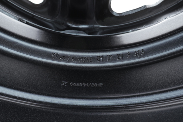 Купить 403003735R Renault (RVI) Диски стальные