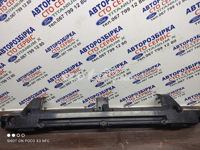 Кронштейн бампера заднего центральный 4M5117912AD Ford