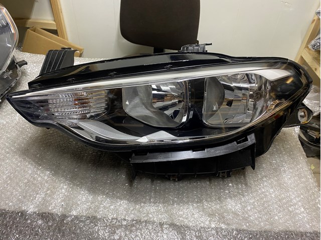 52145171 Fiat/Alfa/Lancia Фара