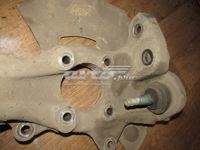 517103M100 Hyundai/Kia Цапфа - поворотный кулак передний, левый