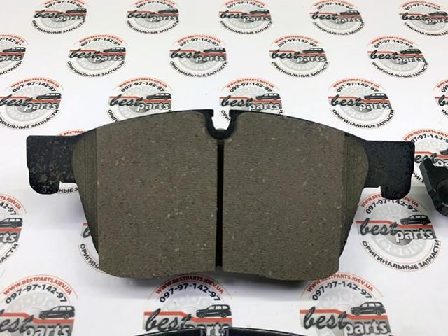 Передние тормозные колодки LR160444 Land Rover