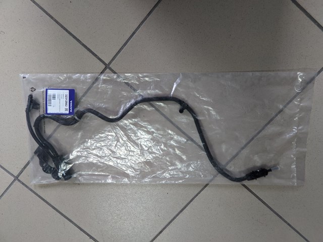 32312562 VOLVO Tubería de suministro de anuncios azul original y equivalente