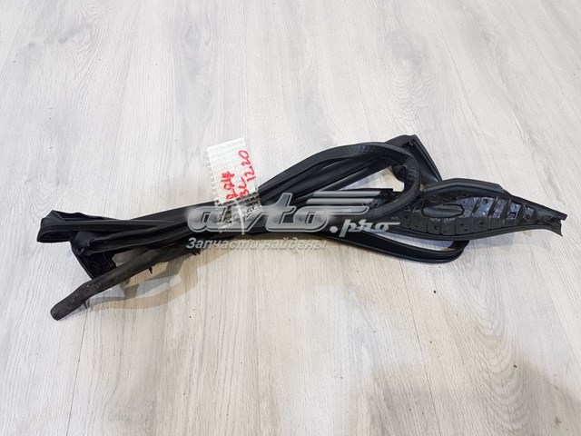  Land Rover LR099665 цена, от 25.34 USD