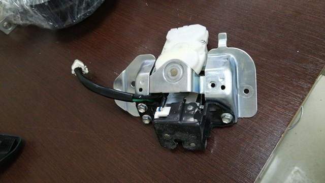 6937048010 Toyota 