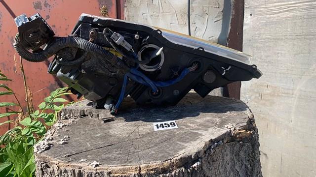 Правая блок фара Toyota 8114053240 цена, от 295.43 USD