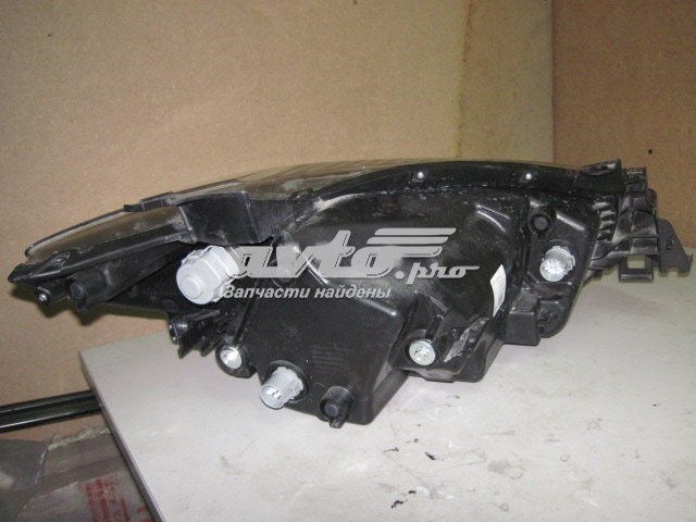 Левая фара KA1F51041H Mazda