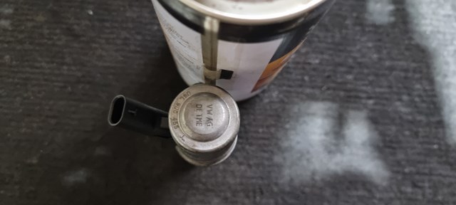 04L906455J VAG клапан регулировки давления масла