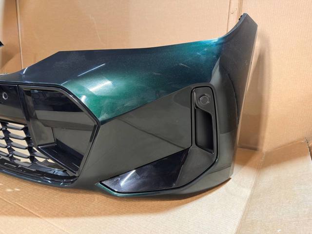 Передний бампер 51115A69619 BMW