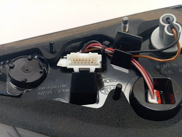 Hyundai/Kia 92403J7050