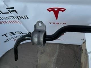 118848500A Tesla Стабилизатор задней балки