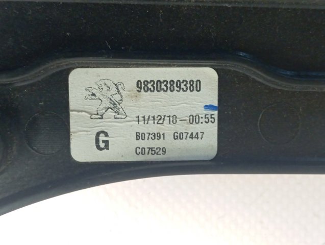 Стеклоподъемник передней двери Peugeot/Citroen 9830389380