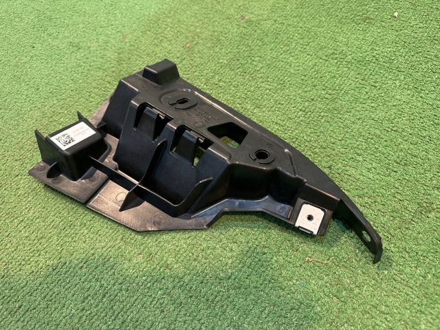 Направляющая заднего бампера левая Porsche 9J1807405 цена, от 67.76 USD