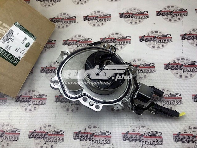 Помпа LR116736 Land Rover