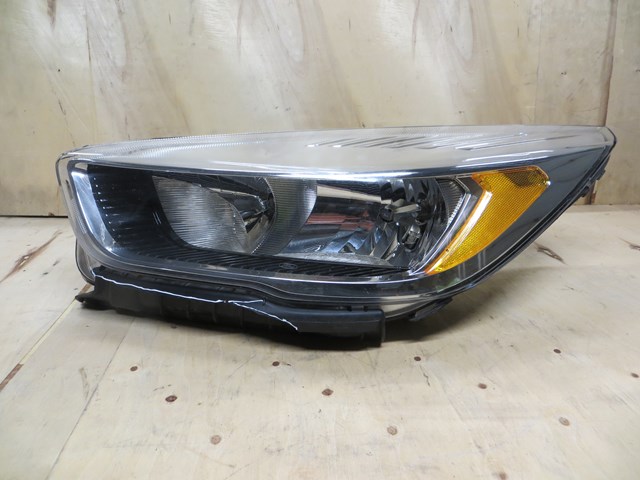 Левая фара ZFD111732L Signeda