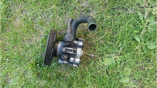 T00132600D Mazda ГУР руля