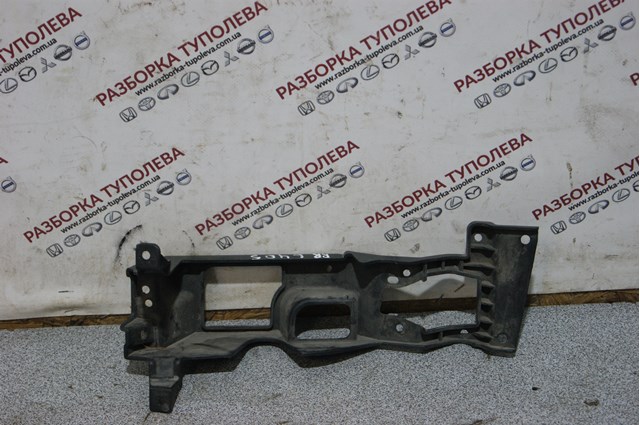 CK5215267AA Land Rover Кронштейн крепления противотуманной фары, левой