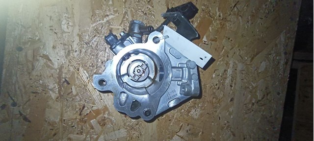 Вакуумный насос Mazda PE0718G00B цена, от 22.80 USD
