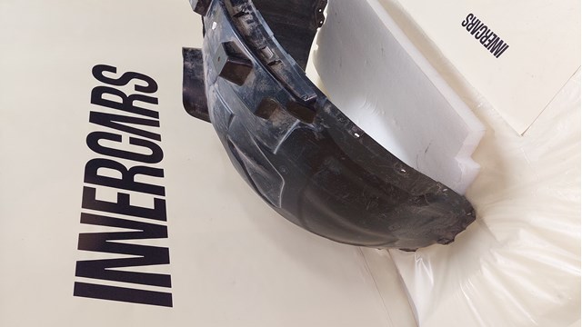 Купить 32241406 Volvo Подкрылок передний левый