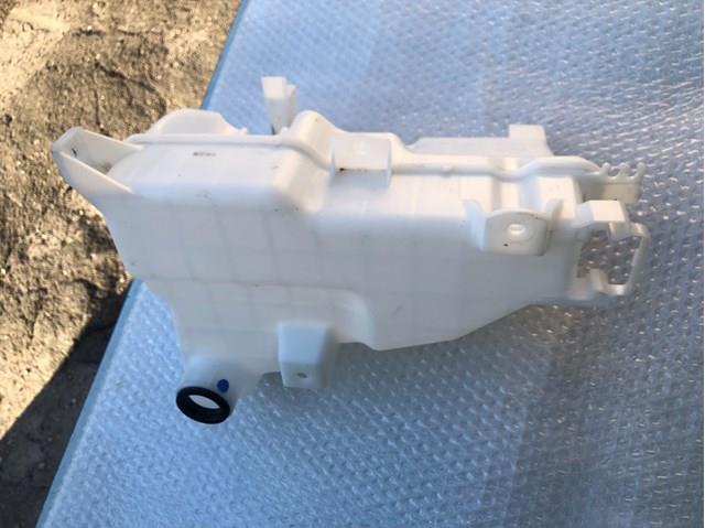 Tanque de fluido para lavador de vidro Toyota Hilux  GUN12, GUN13