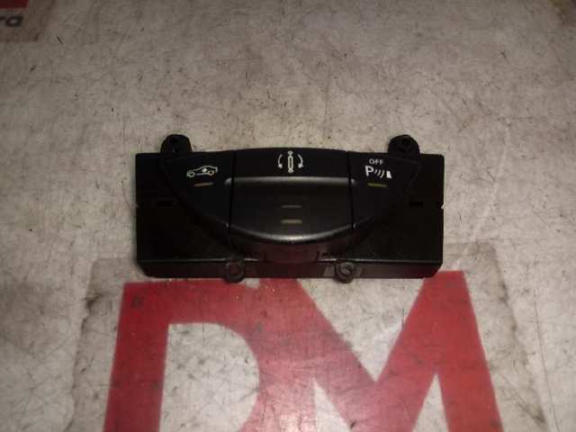 2118213158 Mercedes 