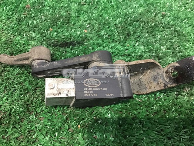 Датчик уровня наклона кузова  Resqparts RPLR023652