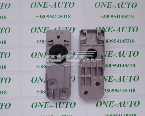 Купить 13337826 General Motors Кронштейн радиатора нижний