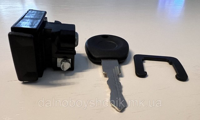 Замок перчаточного ящика TD0389537 Tangde