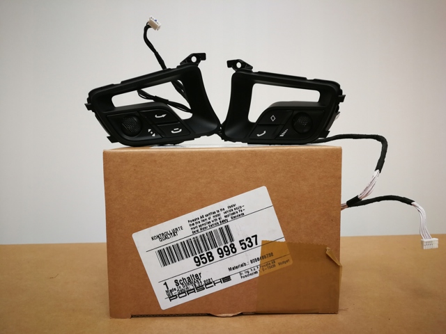 Блок кнопочных переключателей рулевого колеса Porsche 95B9985376N3 цена, от 598.46 USD