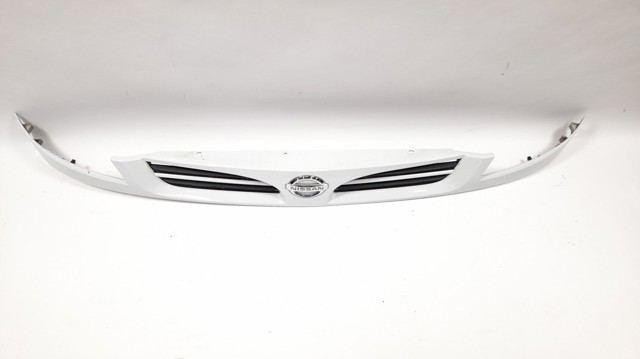 8200186288 Nissan/Infiniti Решетка радиатора